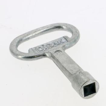  CLE CARRE 8MM 
