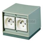  BORNE EQUIPEE STANDARD 4 PRISE 