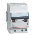  DX3 3P C20 6000A AUTO 