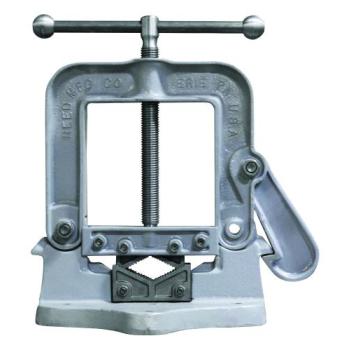  65 ETAU A TUBE 